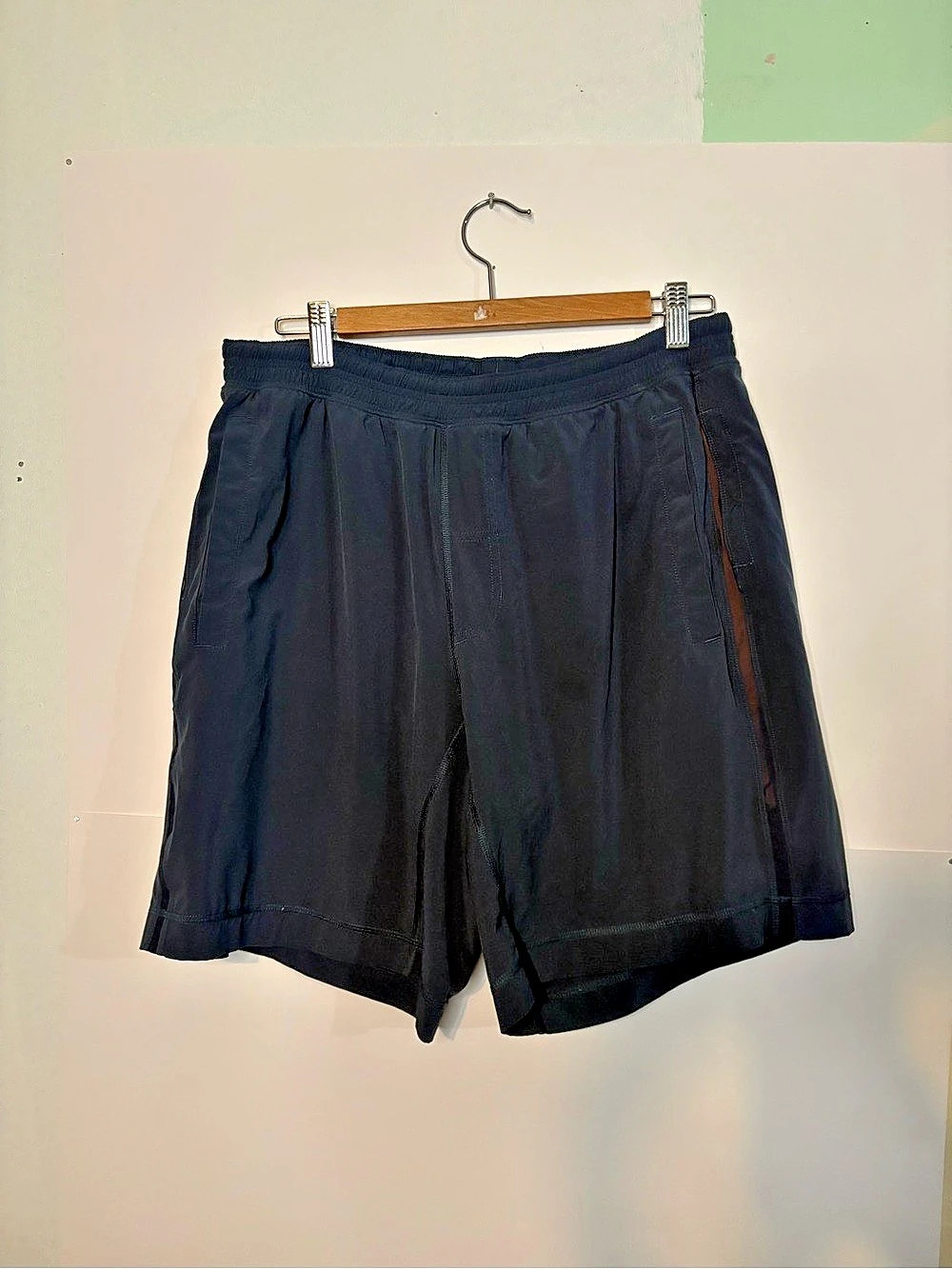 Lululemon Pace Breaker Short lined 8in Men's Athletic Shorts navy w orange XL
